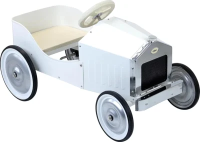 Grande voiture à pédales ivoire