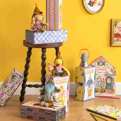 Univers des Minouchkas Moulin Roty avec Émile et autres personnages