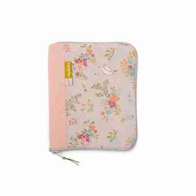 Protège carnet de santé Moulin Roty fermé avec zip