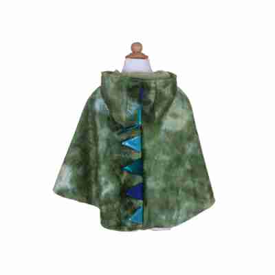 Détail des écailles et des pointes en mousse de la cape de dragon Great Pretenders