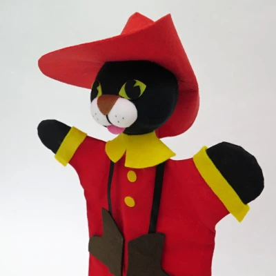 Marionnette Chat Botté personnage de conte pour théâtre de marionnettes