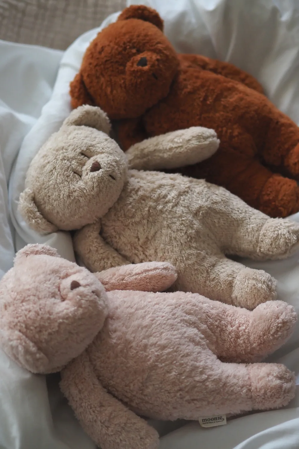 Moonie – Ourson sons & lumières – Cappuccino 4 Collection de peluches Moonie aux couleurs douces