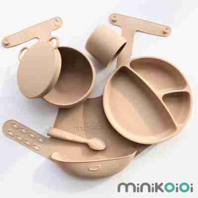 Collection vaisselle bébé en silicone Minikoioi avec Mini Cup