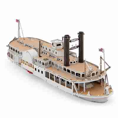 Vue arrière de la maquette Sultana Steamboat Metal Earth