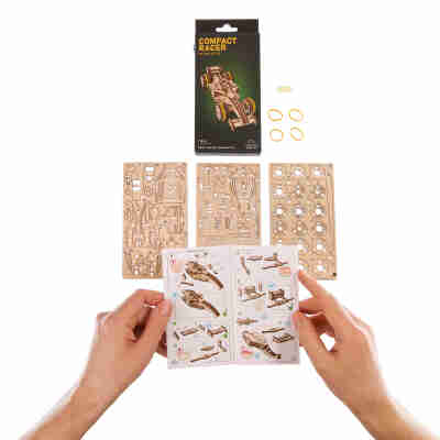 Pièces et notice du puzzle 3D Bolide Compact Ugears