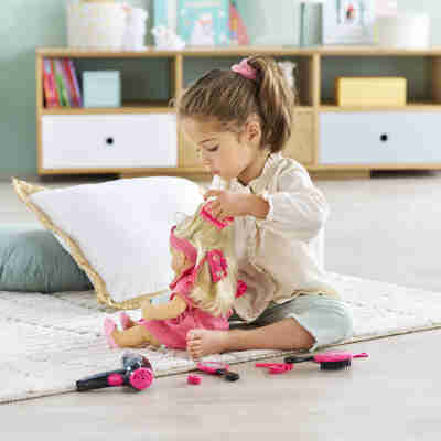 Jeu de coiffure avec poupée et accessoires Corolle