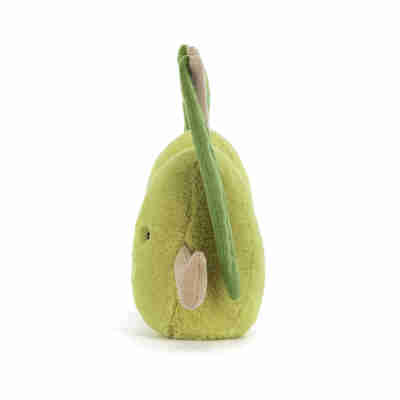 Vue de profil d’une olive Amuseables Jellycat avec longue feuille verte