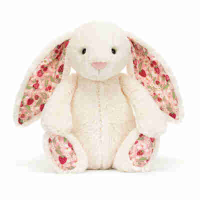 Lapin Jellycat Blossom Berry avec motifs de fraises et fleurs dans les oreilles et sous les pattes