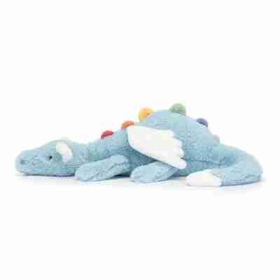 Sky Dragon Jellycat vu de profil avec long corps bleu, ailes blanches et queue
