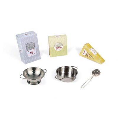 Six accessoires de dinette inclus avec la Grande Cuisine Mozaïc Janod