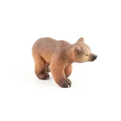 Ourson Papo 50031 vu de trois quarts avec son pelage brun texturé