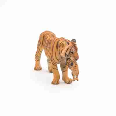 Figurine Papo d’une tigresse transportant son petit dans sa gueule