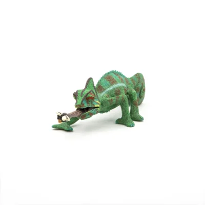 Figurine de caméléon Papo verte en pleine chasse avec insecte au bout de la langue