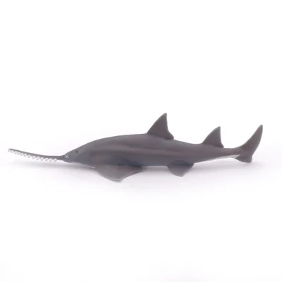 Poisson-scie Papo 56027 vu du côté gauche avec nageoires et long rostre denté