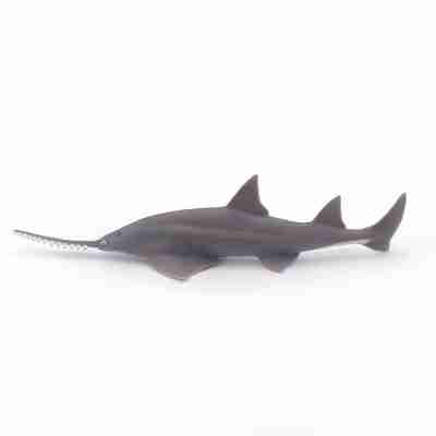 Poisson-scie Papo 56027 vu du côté gauche avec nageoires et long rostre denté
