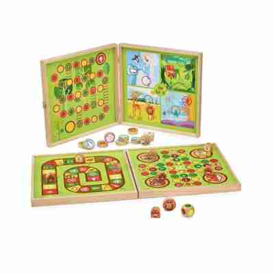 Mon premier coffret de jeux Jeujura ouvert avec quatre plateaux, pions, palets et dé en bois
